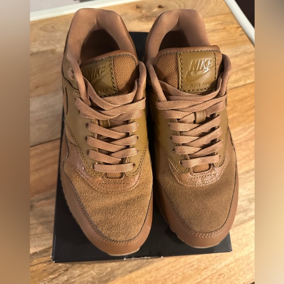 Nike Air Max 1 ‘87 Lux - Ale Brown 7.5 US - Picture 2 of 8